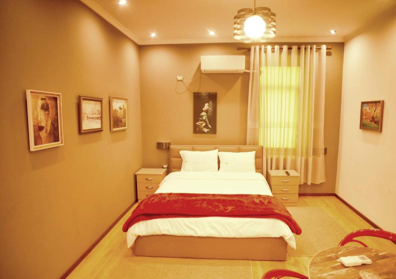 Hotel Bujtina Bicolli Korce Extérieur photo